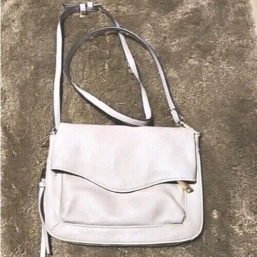 VTG Moda Luxe Leather Fold Over Gold Zip Around Crossbody Purse Multi Pockets
